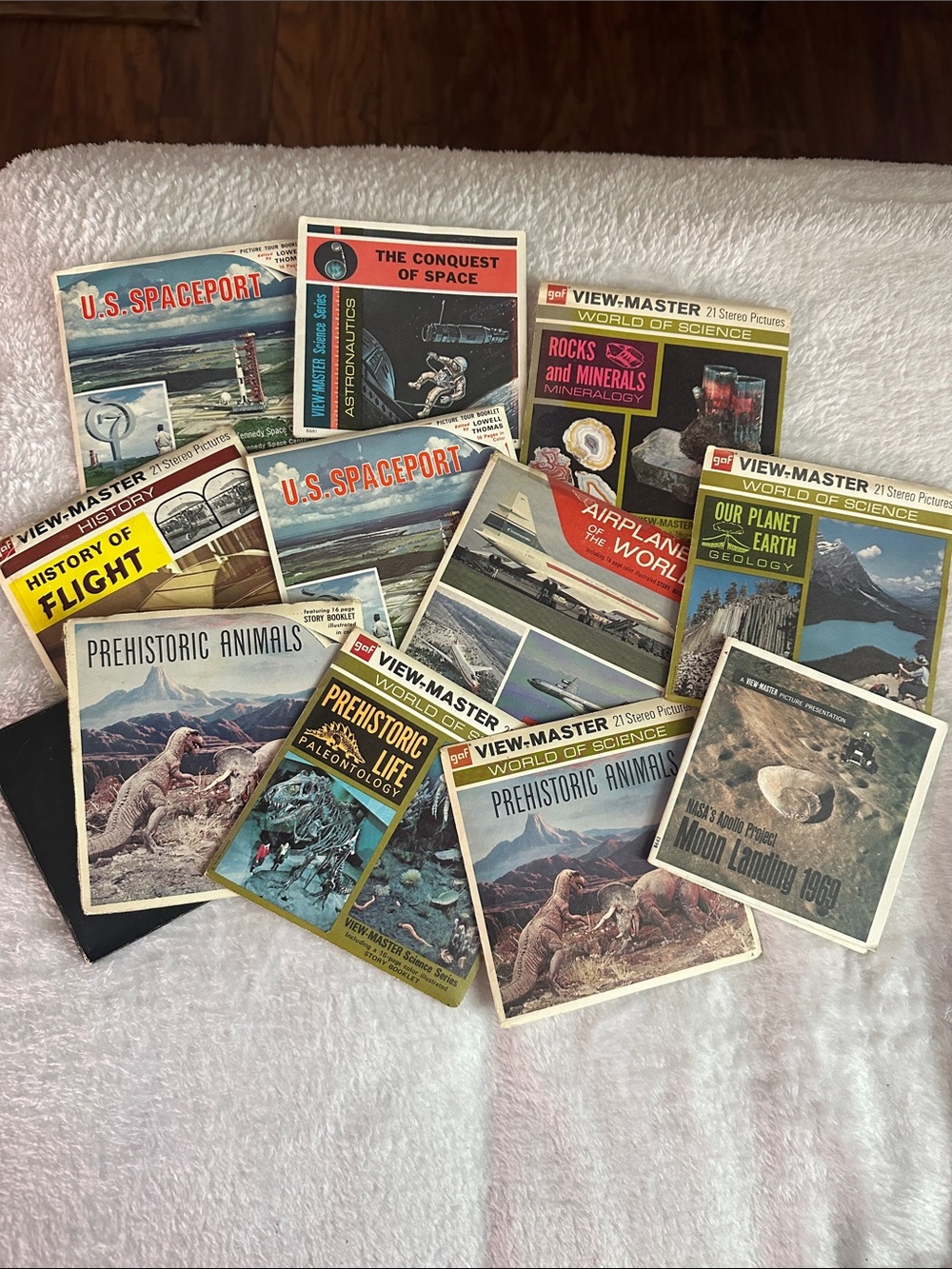 Vintage 60s 70s View Master Reels World Of Science and Space Dinosaurs History